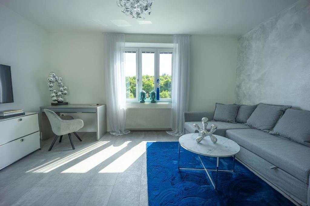 Appartement Ruhige Unterkunft Mit Einer Schoenen Aussicht à Znojmo Extérieur photo